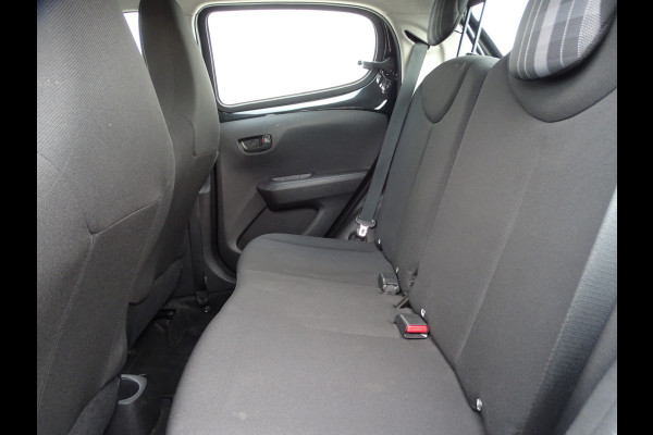 Peugeot 108 1.0 e-VTi AIRCO Active, NL/NAP, 5 DRS, Elek Ramen!