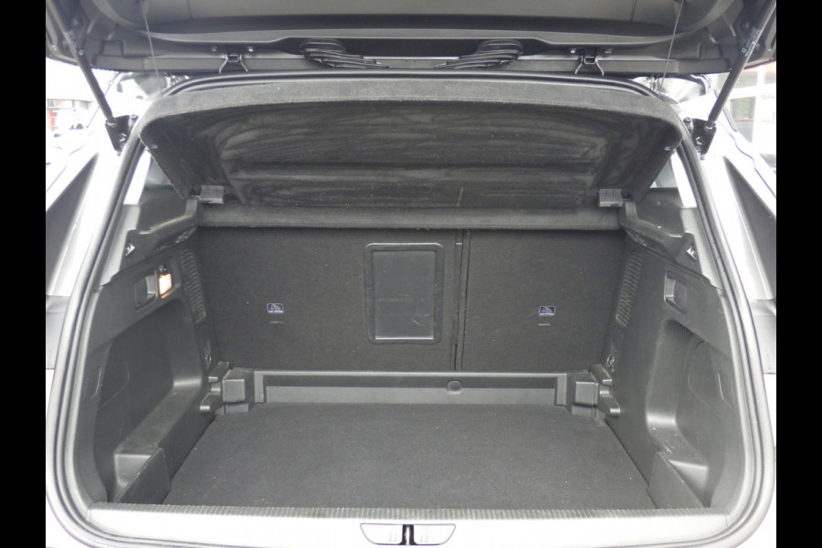 Opel Grandland X 1.2 AUT Turbo Innovation, Camera, Cruise, Navi!