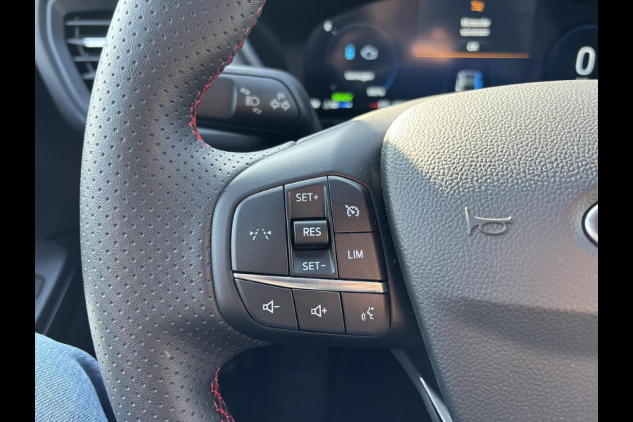 Ford Kuga 2.5 FHEV ST-Line 190pk | Geen stekker nodig | Winterpack | Sync 4 Navigatie | Apple Carplay/Android auto | Achteruitrijcamera | All Weatherbanden