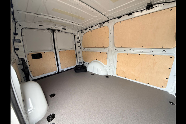 Mercedes-Benz eVito 112 66 kWh AC+DC Snelladen SoH 97,4 % L2 Lang - Apple Carplay - Betimmerd