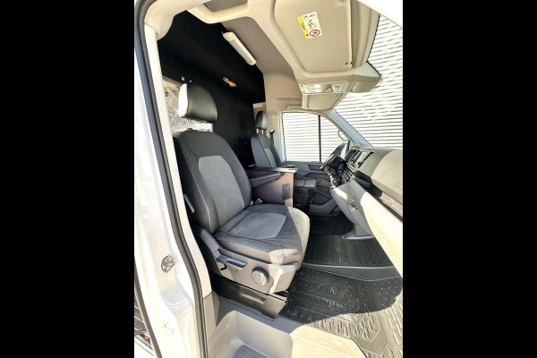 Volkswagen Crafter 35 2.0 TDI L2H2 Highline Navi|Trekhaak|Cruise