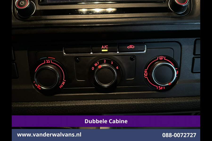 Volkswagen Transporter 2.0 TDI 150pk L2H1 Dubbele Cabine Airco | 5-Zits | Navigatie | Apple Carplay | Cruisecontrol Android Auto, 2500kg Trekhaak, Parkeersensoren, Achterklep