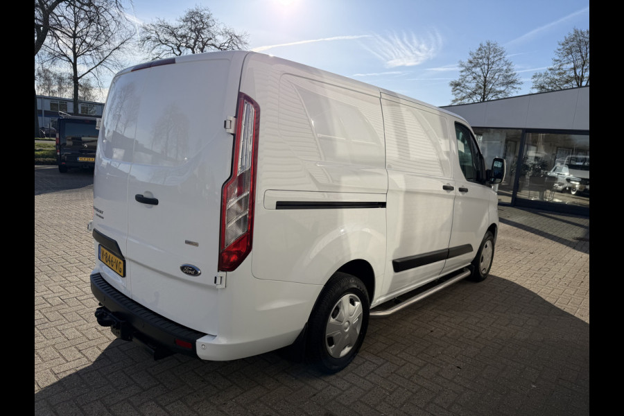 Ford Transit Custom 280 2.0 TDCI 130pk L1H1 Trend / vaste prijs rijklaar € 13.950 ex btw / euro 6 diesel / bpm vrij / trekhaak 2500 kg / airco / cruise / navigatie / pdc voor en achter