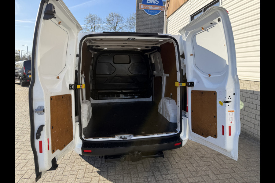 Ford Transit Custom 280 2.0 TDCI 130pk L1H1 Trend / vaste prijs rijklaar € 13.950 ex btw / euro 6 diesel / bpm vrij / trekhaak 2500 kg / airco / cruise / navigatie / pdc voor en achter