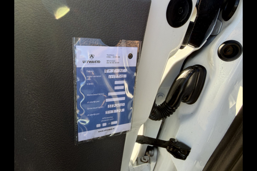 Ford Transit Custom 280 2.0 TDCI 130pk L1H1 Trend / vaste prijs rijklaar € 13.950 ex btw / euro 6 diesel / bpm vrij / trekhaak 2500 kg / airco / cruise / navigatie / pdc voor en achter