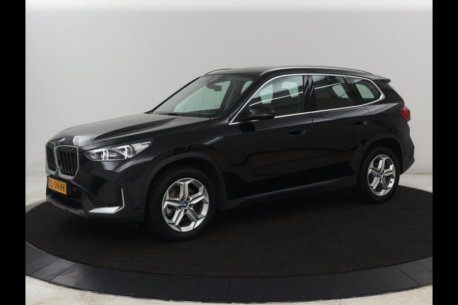 BMW X1 xDrive25e | SOH 92% | Leder | Sportstoelen | Carplay | Adaptief LED | Keyless | Camera | Park Assist | Live Cockpit | Climate control | Navigatie | PHEV | Plug In | SOH 92%
