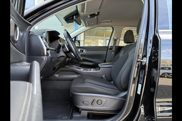 Kia Sorento 1.6 T-GDI Hybrid 2WD DynamicLine 7p. HEV | Trekhaak | Stoel- & Stuurverwarming | Achteruitrijcamera | Adaptive Cruise |