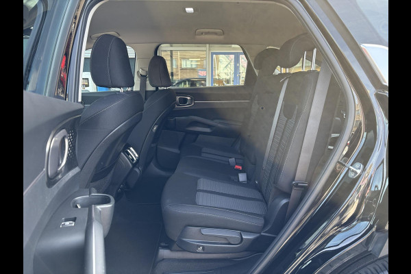Kia Sorento 1.6 T-GDI Hybrid 2WD DynamicLine 7p. HEV | Trekhaak | Stoel- & Stuurverwarming | Achteruitrijcamera | Adaptive Cruise |