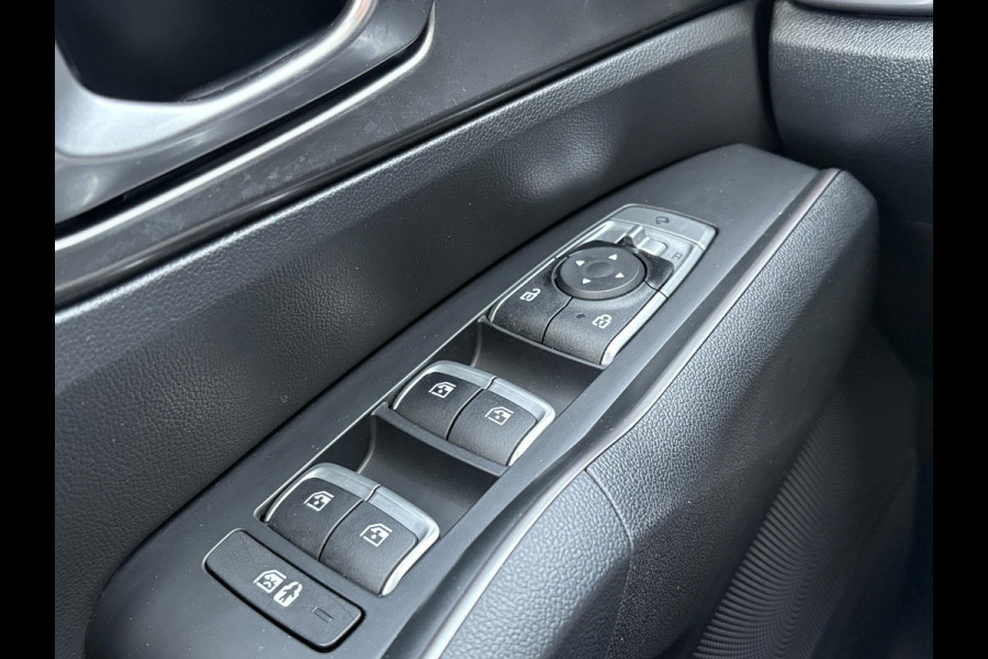 Kia Sorento 1.6 T-GDI Hybrid 2WD DynamicLine 7p. HEV | Trekhaak | Stoel- & Stuurverwarming | Achteruitrijcamera | Adaptive Cruise |