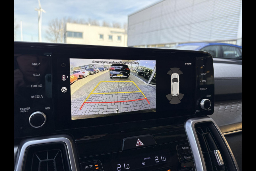 Kia Sorento 1.6 T-GDI Hybrid 2WD DynamicLine 7p. HEV | Trekhaak | Stoel- & Stuurverwarming | Achteruitrijcamera | Adaptive Cruise |