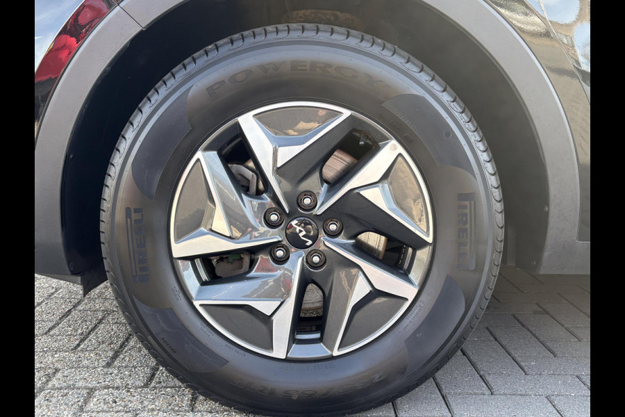 Kia Sorento 1.6 T-GDI Hybrid 2WD DynamicLine 7p. HEV | Trekhaak | Stoel- & Stuurverwarming | Achteruitrijcamera | Adaptive Cruise |