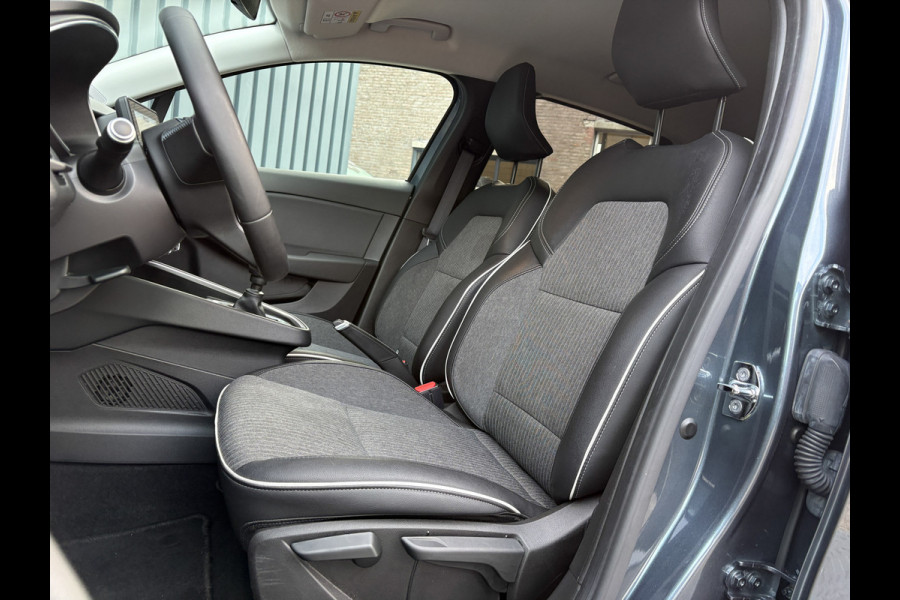 Renault Clio 1.0 TCe Intens | Camera | PDC V&A | Apple Carplay/ Android Auto Prijs Rijklaar!!