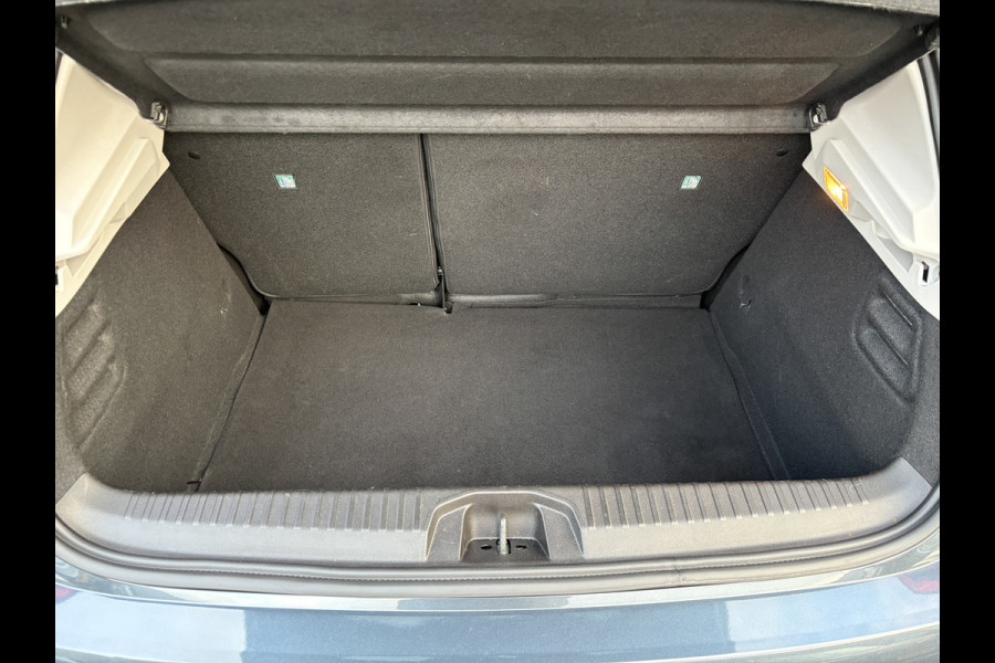 Renault Clio 1.0 TCe Intens | Camera | PDC V&A | Apple Carplay/ Android Auto Prijs Rijklaar!!