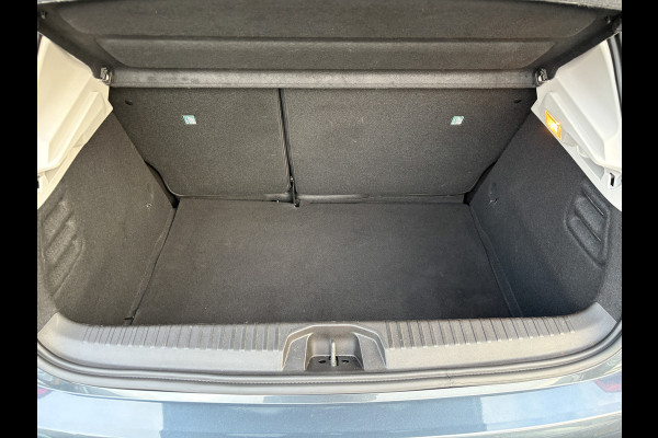 Renault Clio 1.0 TCe Intens | Camera | PDC V&A | Apple Carplay/ Android Auto Prijs Rijklaar!!