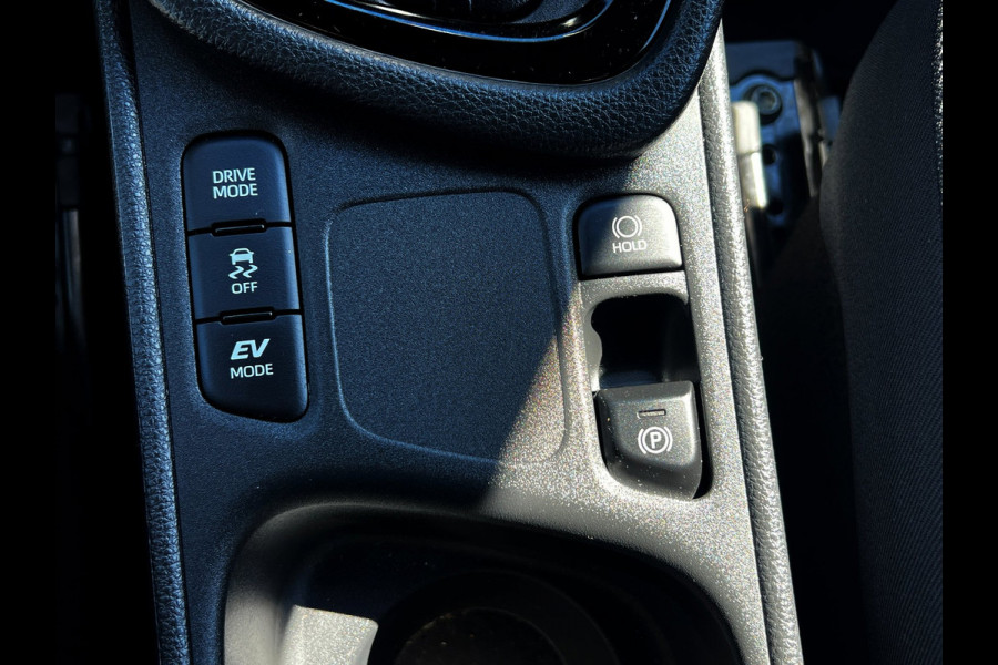 Toyota Yaris 1.5 Hybrid 115 First Edition carplay_Camera_Digital Cockpit