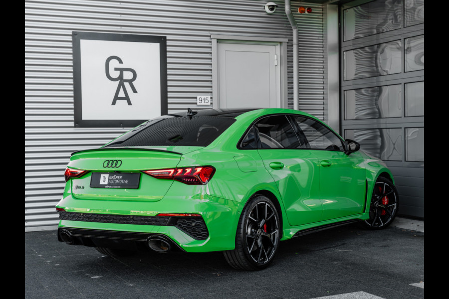 Audi RS3 Limousine 2.5 TFSI quattro | Keramisch | Panorama | Hulk