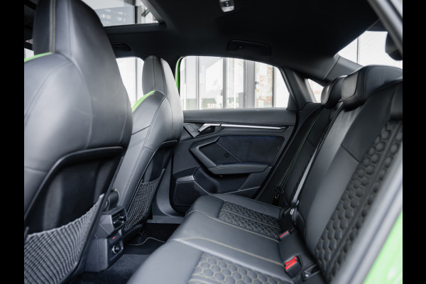 Audi RS3 Limousine 2.5 TFSI quattro | Keramisch | Panorama | Hulk