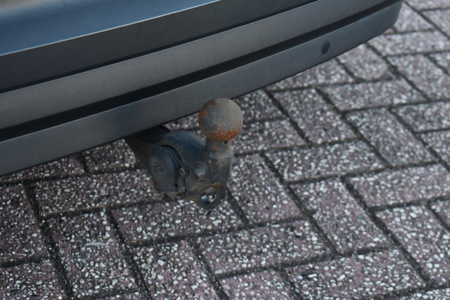 Volkswagen ID.4 Pro 77 kWh Trekhaak | 1e eig | ACC | Wit metallic