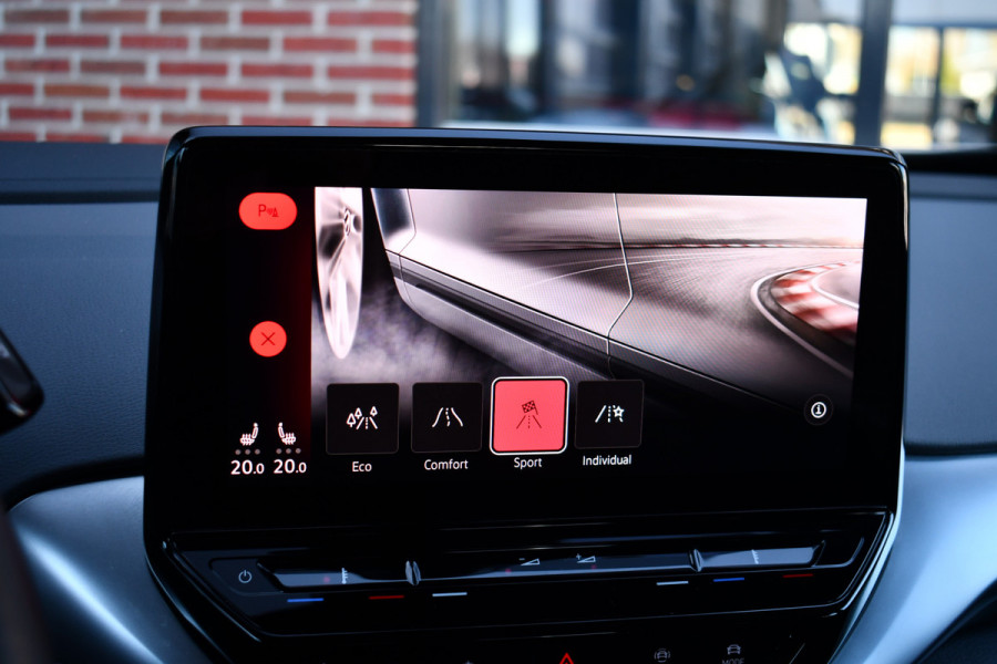 Volkswagen ID.4 Pro 77 kWh Trekhaak | 1e eig | ACC | Wit metallic