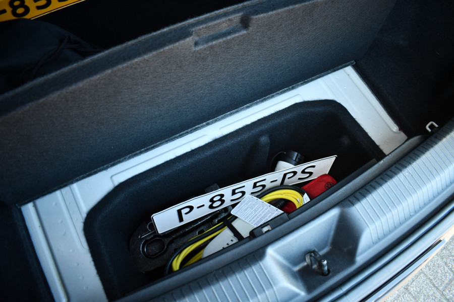 Volkswagen ID.4 Pro 77 kWh Trekhaak | 1e eig | ACC | Wit metallic