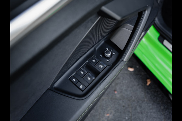 Audi RS3 Limousine 2.5 TFSI quattro | Keramisch | Panorama | Hulk