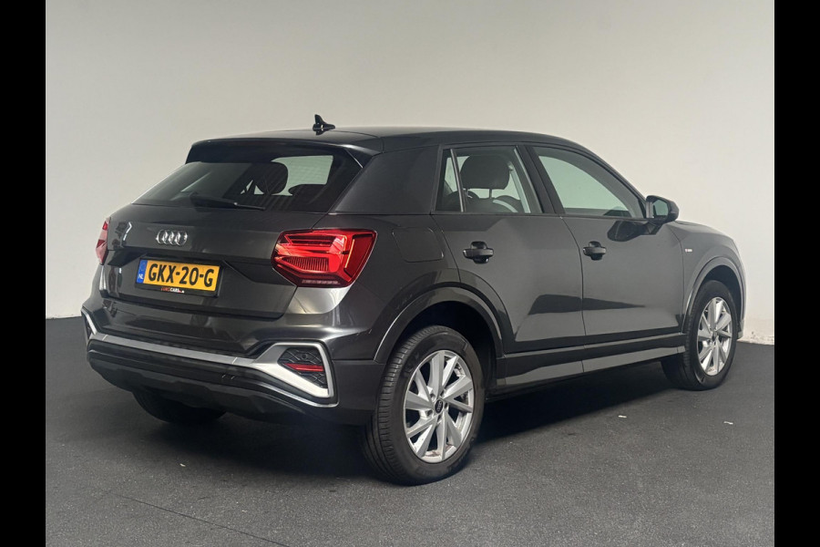 Audi Q2 35 TFSI S-Line Edition Navigatie Apple Carplay/Android auto Camera Climate Control Electrische kofferbak Adaptive Cruise control Parkeer sensoren