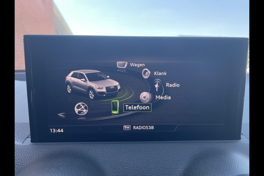 Audi Q2 35 TFSI S-Line Edition Navigatie Apple Carplay/Android auto Camera Climate Control Electrische kofferbak Adaptive Cruise control Parkeer sensoren