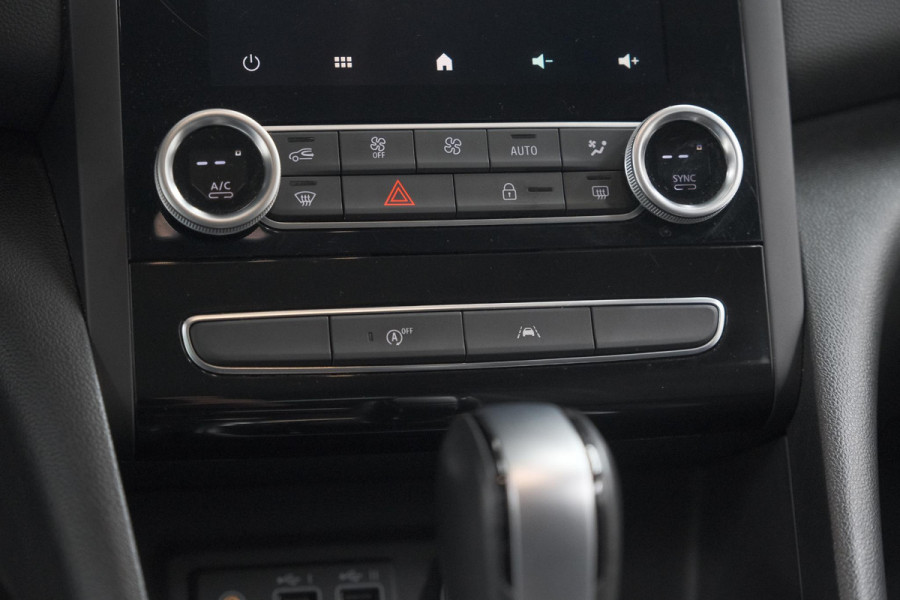 Renault Mégane Estate TCe 140 EDC Techno | Trekhaak | Camera | Navigatie | 9.3 Inch Groot Scherm