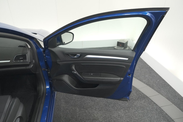 Renault Mégane Estate TCe 140 EDC Techno | Trekhaak | Camera | Navigatie | 9.3 Inch Groot Scherm