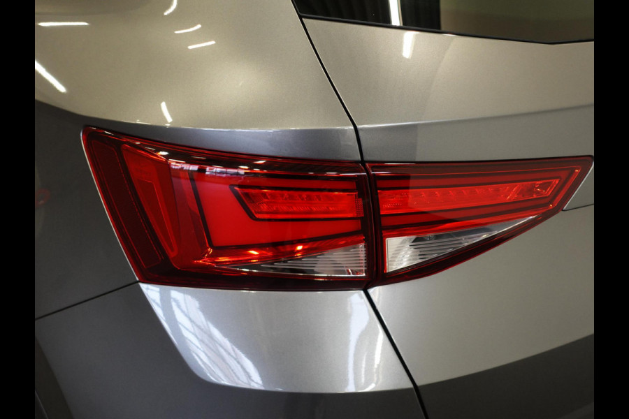 Seat Ateca 1.5 TSI Style Business Intense Airco Cruise Control Navigatie Virtual Cockpit Privacy Glass PDC VA Camera