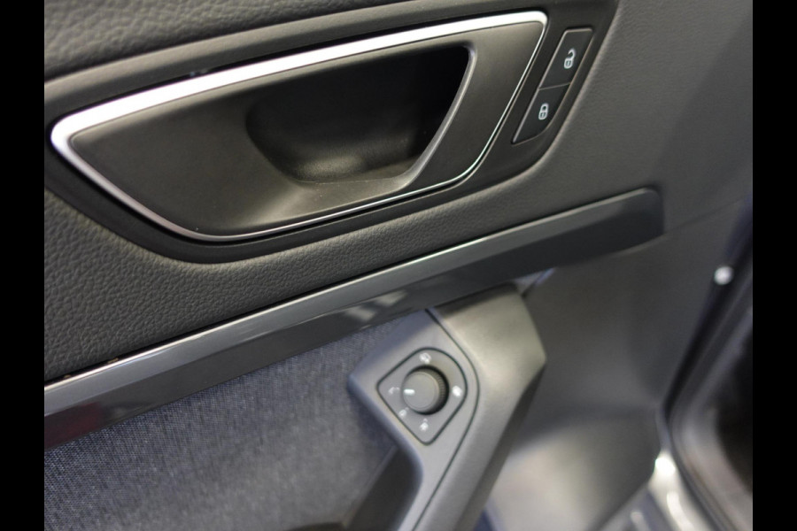 Seat Ateca 1.5 TSI Style Business Intense Airco Cruise Control Navigatie Virtual Cockpit Privacy Glass PDC VA Camera