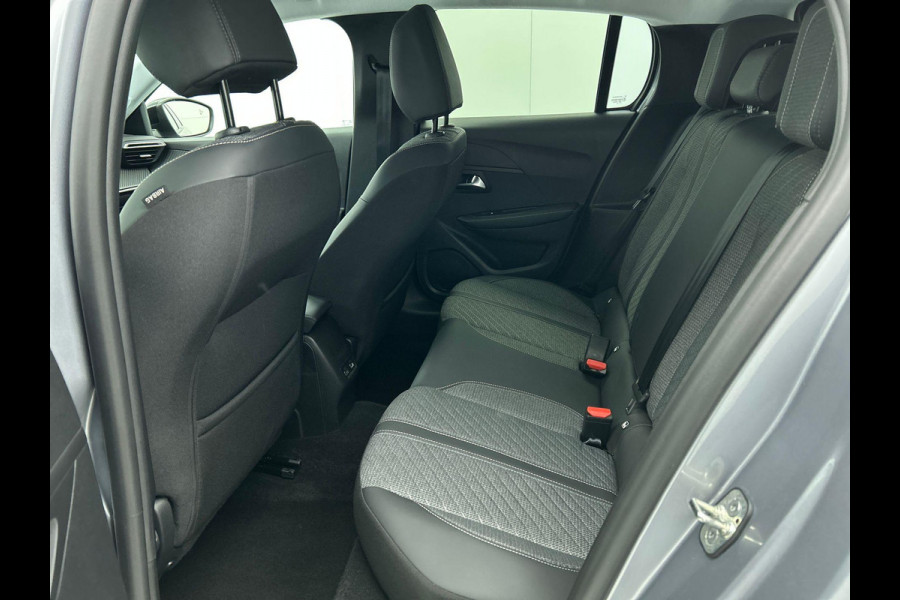 Peugeot 208 1.2 Hybrid 100PK Automaat Allure Navigatie Apple Carplay/Android Auto Airco Camera Parkeer sensoren Cruise Control Lichtmetalen Velgen