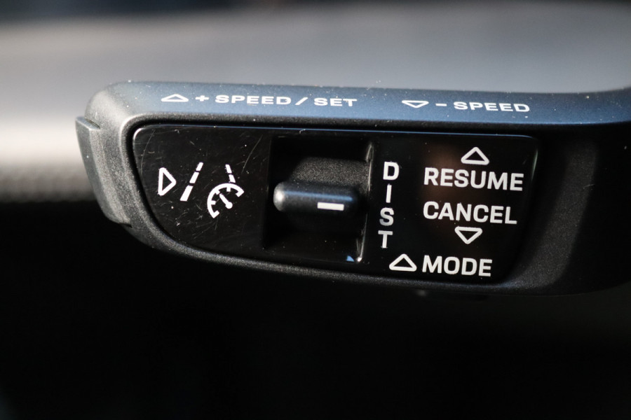 Porsche Taycan 4S Performance 84 kWh Sport Chrono-pakket | BOSE | 360° Camera | Stoelverw. | Panoramadak