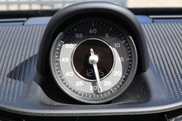 Porsche Taycan 4S Performance 84 kWh Sport Chrono-pakket | BOSE | 360° Camera | Stoelverw. | Panoramadak