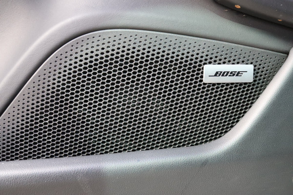 Porsche Taycan 4S Performance 84 kWh Sport Chrono-pakket | BOSE | 360° Camera | Stoelverw. | Panoramadak