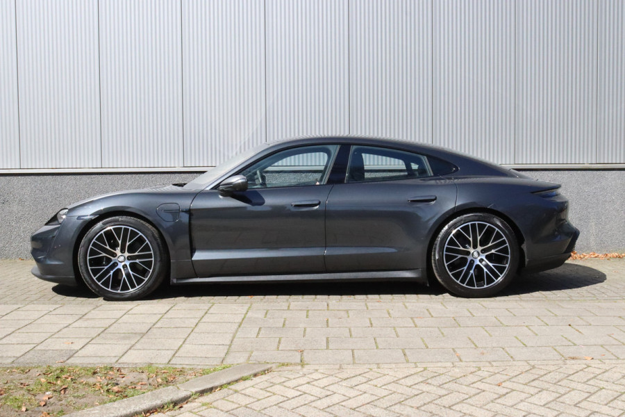 Porsche Taycan 4S Performance 84 kWh Sport Chrono-pakket | BOSE | 360° Camera | Stoelverw. | Panoramadak
