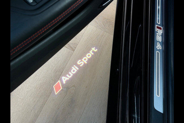 Audi RS4 Avant 2.9 TFSI Quattro - Keramic - Pano - B&O