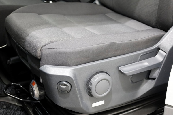 MAN TGE 3.180 2.0 177pk DSG-Automaat Bakwagen met achterdeuren 235cm Hoog 01-2023