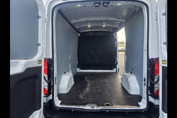 Ford Transit 350 2.0 TDCI L2H2 Trend | Automaat | Camera | Trekhaak | Cruise control | Lane assist | Voorruitverwarming | Bijrijdersbank