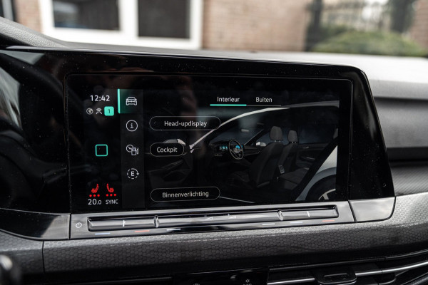 Volkswagen Golf 1.4 eHybrid GTE 245 PK Pano ACC IQ-Light Head-Up Stoelverwarming Camera 18''