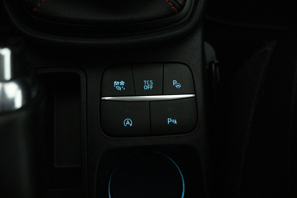 Ford Fiesta 1.0 EcoBoost Hybrid ST-Line X (TREKHAAK, CAMERA, STOEL/STUUR VERWARMING, CRUISE CONTROL ADAPTIEF, PARKEERSENSOREN)