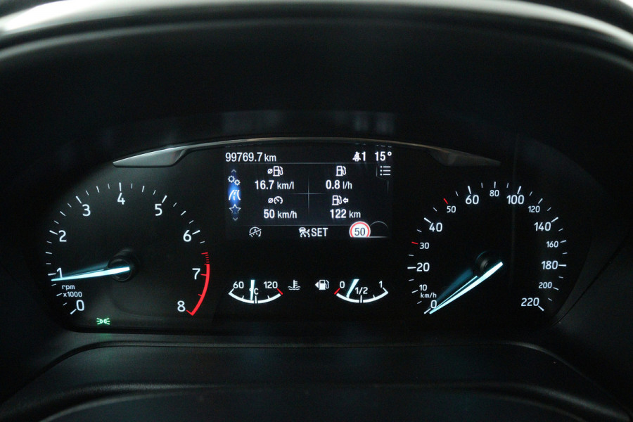 Ford Fiesta 1.0 EcoBoost Hybrid ST-Line X (TREKHAAK, CAMERA, STOEL/STUUR VERWARMING, CRUISE CONTROL ADAPTIEF, PARKEERSENSOREN)