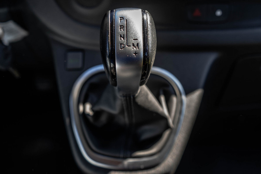 Renault Trafic L2H1 | 170 PK | MARGE | 5-Persoons | Automaat | LED | Schuifdeur L+R | Camera | Cruise | Climatronic