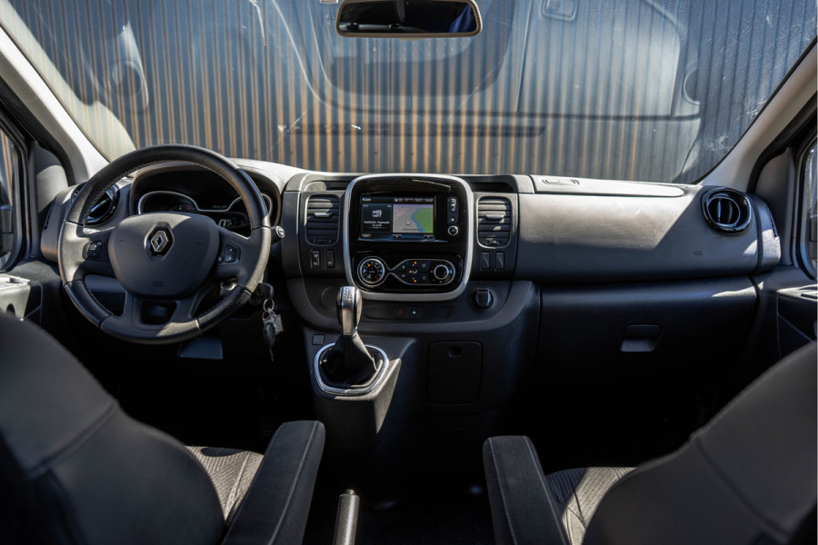 Renault Trafic L2H1 | 170 PK | MARGE | 5-Persoons | Automaat | LED | Schuifdeur L+R | Camera | Cruise | Climatronic