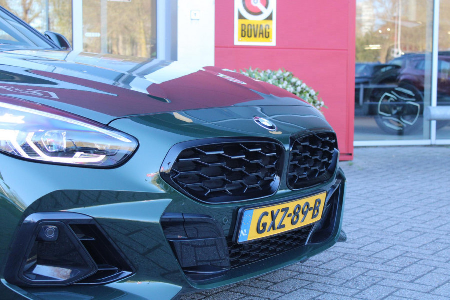 BMW Z4 Roadster sDRIVE 20i HIGH EXECUTIVE M-SPORT AUTOMAAT | M INTERIEURPAKKET  | M EXTERIEURPAKKET | M SPORTSTUUR | 19" VIJFDUBBELSPAAKS M SPORTWIELEN | NAVIGATIE | DRAADLOZE APPLE CARPLAY / ANDROID AUTO |  LEDER VERNASCA COGNAC | STOEL / STUUR VERWARMING | ACHTERUITRIJCAMERA | FULL LED KOPLAMPEN | SAFETY PAKKET | DODEHOEK DETECTIE | HARMAN KARDON |