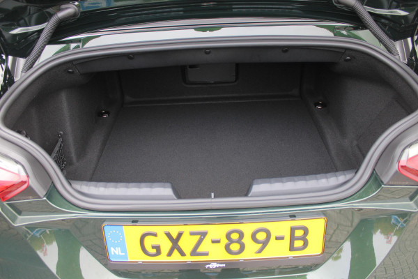 BMW Z4 Roadster sDRIVE 20i HIGH EXECUTIVE M-SPORT AUTOMAAT | M INTERIEURPAKKET  | M EXTERIEURPAKKET | M SPORTSTUUR | 19" VIJFDUBBELSPAAKS M SPORTWIELEN | NAVIGATIE | DRAADLOZE APPLE CARPLAY / ANDROID AUTO |  LEDER VERNASCA COGNAC | STOEL / STUUR VERWARMING | ACHTERUITRIJCAMERA | FULL LED KOPLAMPEN | SAFETY PAKKET | DODEHOEK DETECTIE | HARMAN KARDON |