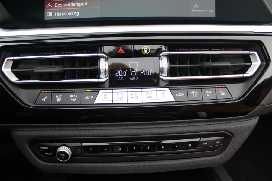 BMW Z4 Roadster sDRIVE 20i HIGH EXECUTIVE M-SPORT AUTOMAAT | M INTERIEURPAKKET  | M EXTERIEURPAKKET | M SPORTSTUUR | 19" VIJFDUBBELSPAAKS M SPORTWIELEN | NAVIGATIE | DRAADLOZE APPLE CARPLAY / ANDROID AUTO |  LEDER VERNASCA COGNAC | STOEL / STUUR VERWARMING | ACHTERUITRIJCAMERA | FULL LED KOPLAMPEN | SAFETY PAKKET | DODEHOEK DETECTIE | HARMAN KARDON |