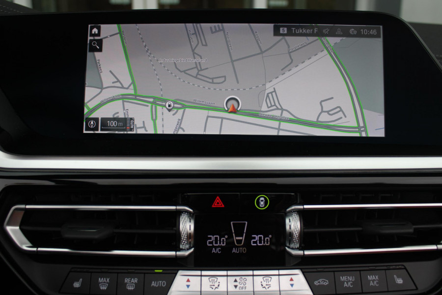 BMW Z4 Roadster sDRIVE 20i HIGH EXECUTIVE M-SPORT AUTOMAAT | M INTERIEURPAKKET  | M EXTERIEURPAKKET | M SPORTSTUUR | 19" VIJFDUBBELSPAAKS M SPORTWIELEN | NAVIGATIE | DRAADLOZE APPLE CARPLAY / ANDROID AUTO |  LEDER VERNASCA COGNAC | STOEL / STUUR VERWARMING | ACHTERUITRIJCAMERA | FULL LED KOPLAMPEN | SAFETY PAKKET | DODEHOEK DETECTIE | HARMAN KARDON |