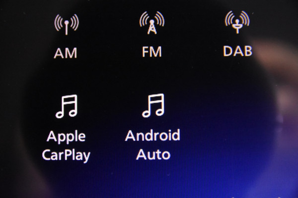 Nissan Micra 0.9 IG-T Visia+ *1ste Eigenaar*Airco*Carplay*Cruise Control*