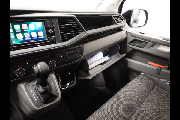 Volkswagen Transporter 150pk L2H1 28 Highline Automaat Trekhaak Navigatie Carplay Camera  Cruise control Lm velgen